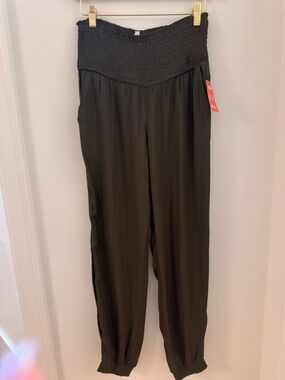 High-Waist Smocked Waistband Wide-Leg Women's Pants - Olive NWT